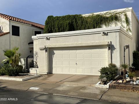 2334 E Gelding Dr, Phoenix, AZ 85022 photo 1