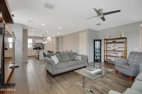 649 N Abalone Dr, Gilbert, AZ 85233 photo 9