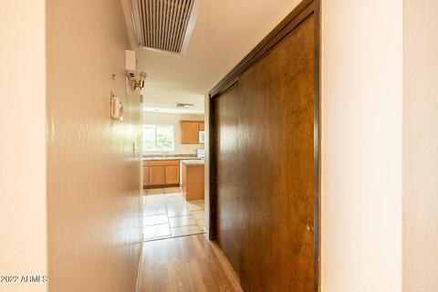 5747 N 16th St, Phoenix, AZ 85016 photo 8
