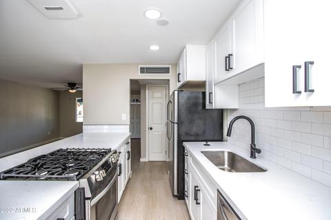 3831 Eugie Ave, Phoenix, AZ 85032 photo 2