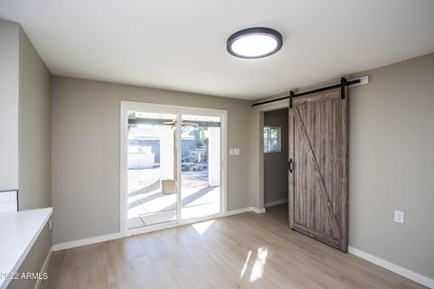 3831 Eugie Ave, Phoenix, AZ 85032 photo 6