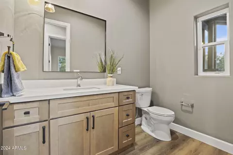 Bath - 1807 E Cliff Rose Dr, Payson, AZ 85541 photo 2 of 8