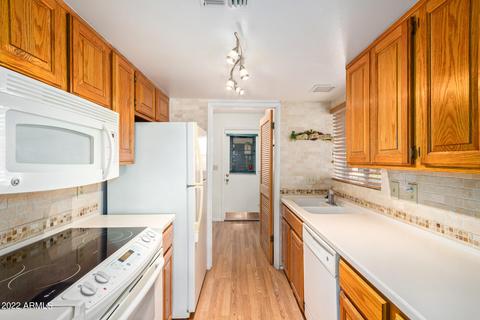 933 E Beryl Ave, Phoenix, AZ 85020 photo 5