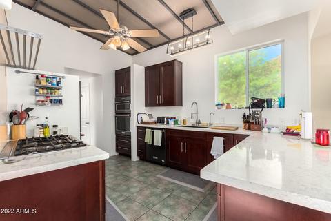 202 E Saddle Ln, Phoenix, AZ 85020 photo 21