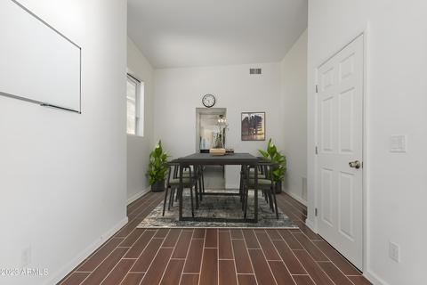 202 E Saddle Ln, Phoenix, AZ 85020 photo 14