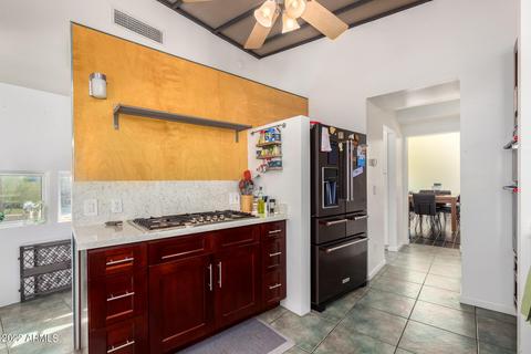 202 E Saddle Ln, Phoenix, AZ 85020 photo 18