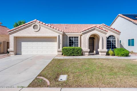 1118 S Surfside Dr, Gilbert, AZ 85233 photo 1