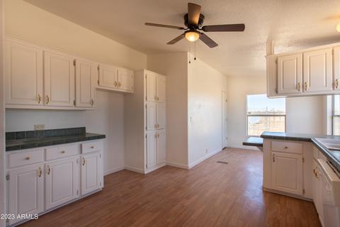 10489 E Running Coyote Trl, Hereford, AZ 85615 photo 8