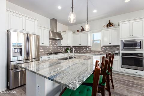 850 E Knightsbridge Way, Gilbert, AZ 85297 photo 13
