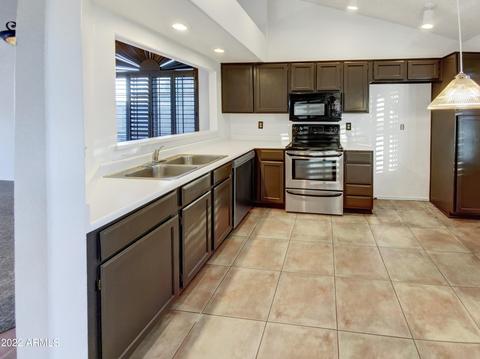 3940 E Orchid Ln, Phoenix, AZ 85044 photo 7