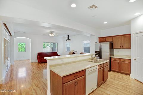 2966 E Crescent Way, Gilbert, AZ 85298 photo 11