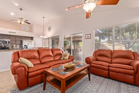4552 E Thistle Landing Dr, Phoenix, AZ 85044 photo 8