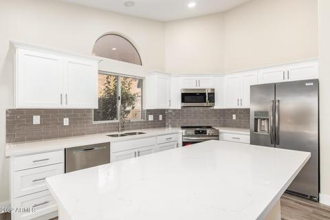 3132 E Redwood Ct, Phoenix, AZ 85048 photo 8