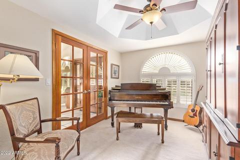 526 E Harwell Rd, Gilbert, AZ 85234 photo 28