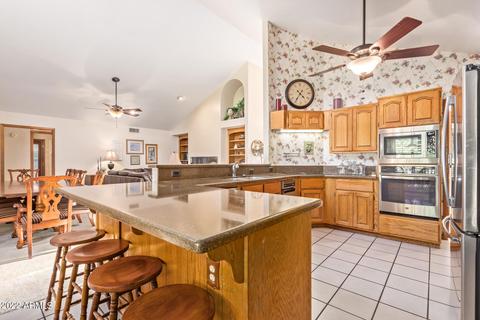 526 E Harwell Rd, Gilbert, AZ 85234 photo 14