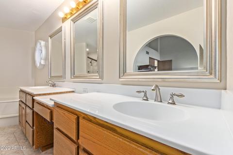 526 E Harwell Rd, Gilbert, AZ 85234 photo 19