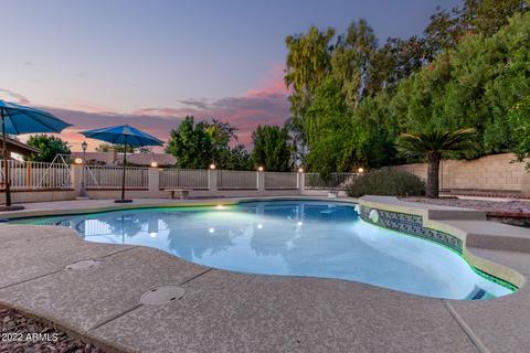 526 E Harwell Rd, Gilbert, AZ 85234 photo 3