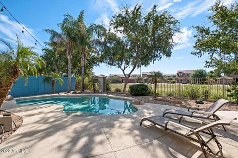 1087 Elgin St, Gilbert, AZ 85295 photo 2
