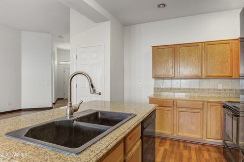 2340 E Behrend Dr, Phoenix, AZ 85024 photo 9