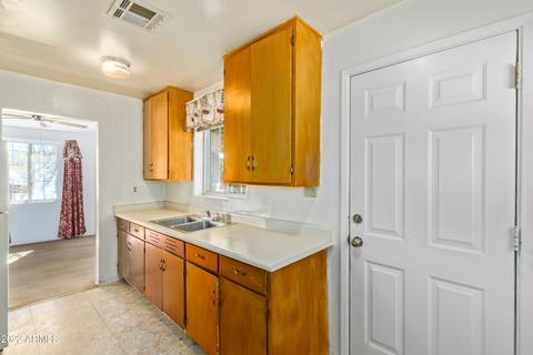 1722 E Hidalgo Ave, Phoenix, AZ 85040 photo 13