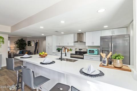 807 E Drake Dr, Tempe, AZ 85283 photo 1