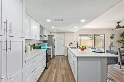 807 E Drake Dr, Tempe, AZ 85283 photo 4