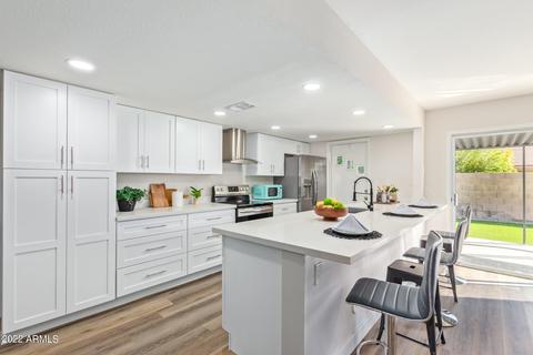 807 E Drake Dr, Tempe, AZ 85283 photo 2