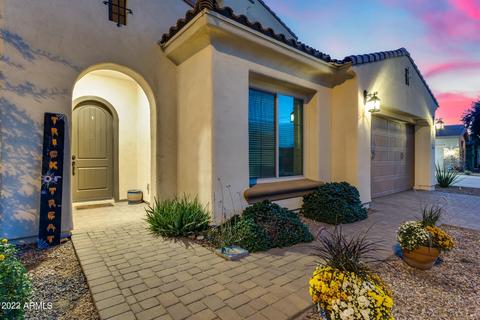 1053 E Lodgepole Dr, Gilbert, AZ 85298 photo 3
