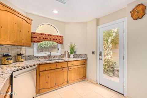 3302 E Campbell Ave #8, Phoenix, AZ 85018 photo 21