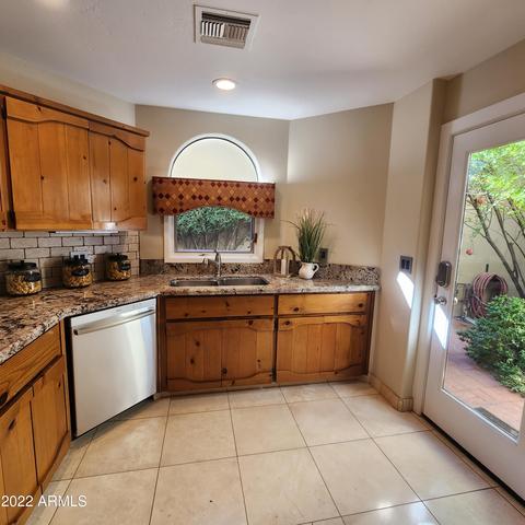 3302 E Campbell Ave #8, Phoenix, AZ 85018 photo 15