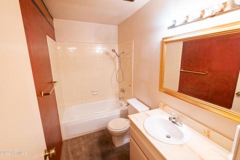 5525 E Thomas Rd #J2, Phoenix, AZ 85018 photo 12