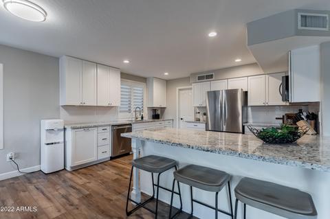 1010 E Monona Dr, Phoenix, AZ 85024 photo 9