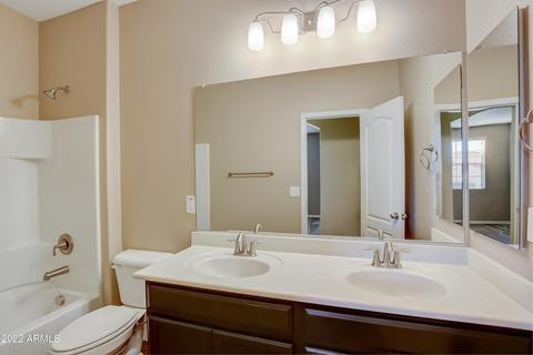 726 E Gary Ln, Phoenix, AZ 85042 photo 12
