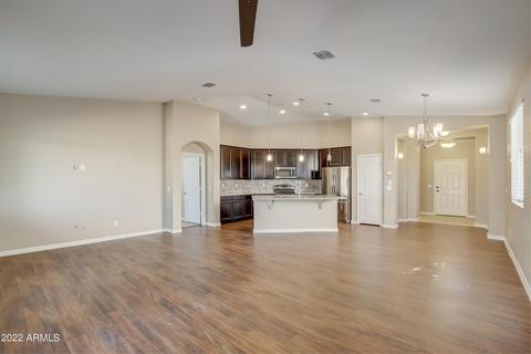 726 E Gary Ln, Phoenix, AZ 85042 photo 4