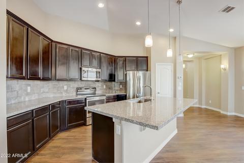 726 E Gary Ln, Phoenix, AZ 85042 photo 6