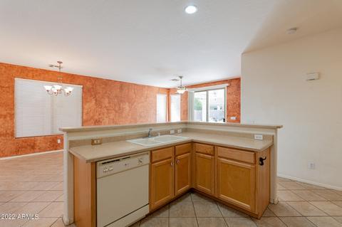 3493 E Hampton Ln, Gilbert, AZ 85295 photo 8