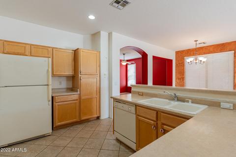 3493 E Hampton Ln, Gilbert, AZ 85295 photo 9