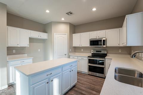 11319 E Persimmon Ave, Mesa, AZ 85212 photo 4