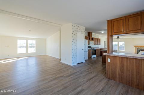 134 S Belaire Rd, Apache Junction, AZ 85119 photo 6