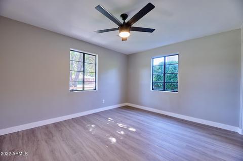1124 W Heatherbrae Dr, Phoenix, AZ 85013 photo 5