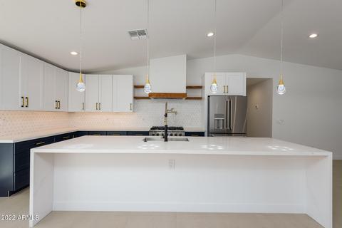 8517 N 15th Dr, Phoenix, AZ 85021 photo 11