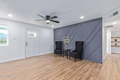 322 E Desert Dr, Phoenix, AZ 85042 photo 8