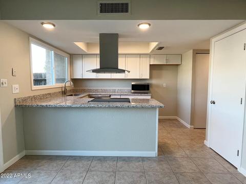 3307 W Echo Ln, Phoenix, AZ 85051 photo 7