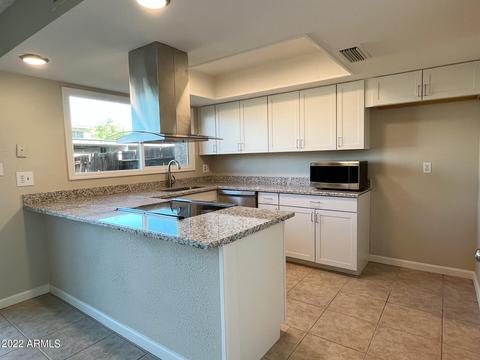 3307 W Echo Ln, Phoenix, AZ 85051 photo 8
