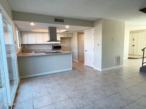 3307 W Echo Ln, Phoenix, AZ 85051 photo 6