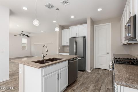 4305 E Amber Ln, Gilbert, AZ 85296 photo 7