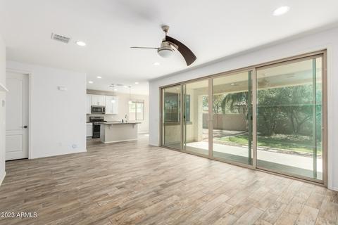 4305 E Amber Ln, Gilbert, AZ 85296 photo 10