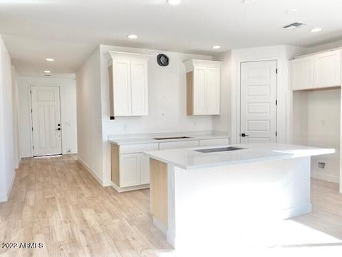 9810 E Sunspot Dr, Mesa, AZ 85212 photo 4