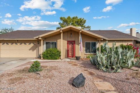 4116 E Winnetka Dr, Phoenix, AZ 85044 photo 2