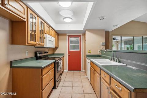 4116 E Winnetka Dr, Phoenix, AZ 85044 photo 5